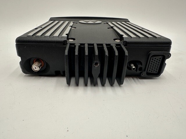 Motorola XTL2500 Mobile Radio Base Only M21URM9PW2AN 700/800 MHz - Fast Shipping