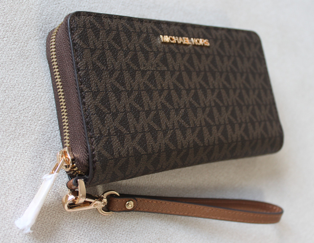 Michael Kors Travel Large Flat MF Phone Case Wristlet Women Wallet Brown