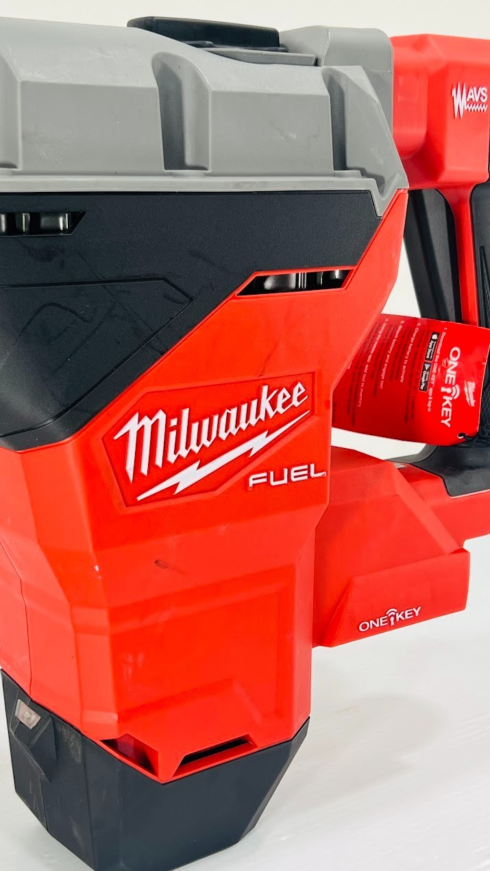 Milwaukee M18 FUEL 1-3/4” SDS Max Rotary Hammer 2718-20***Tool Only***