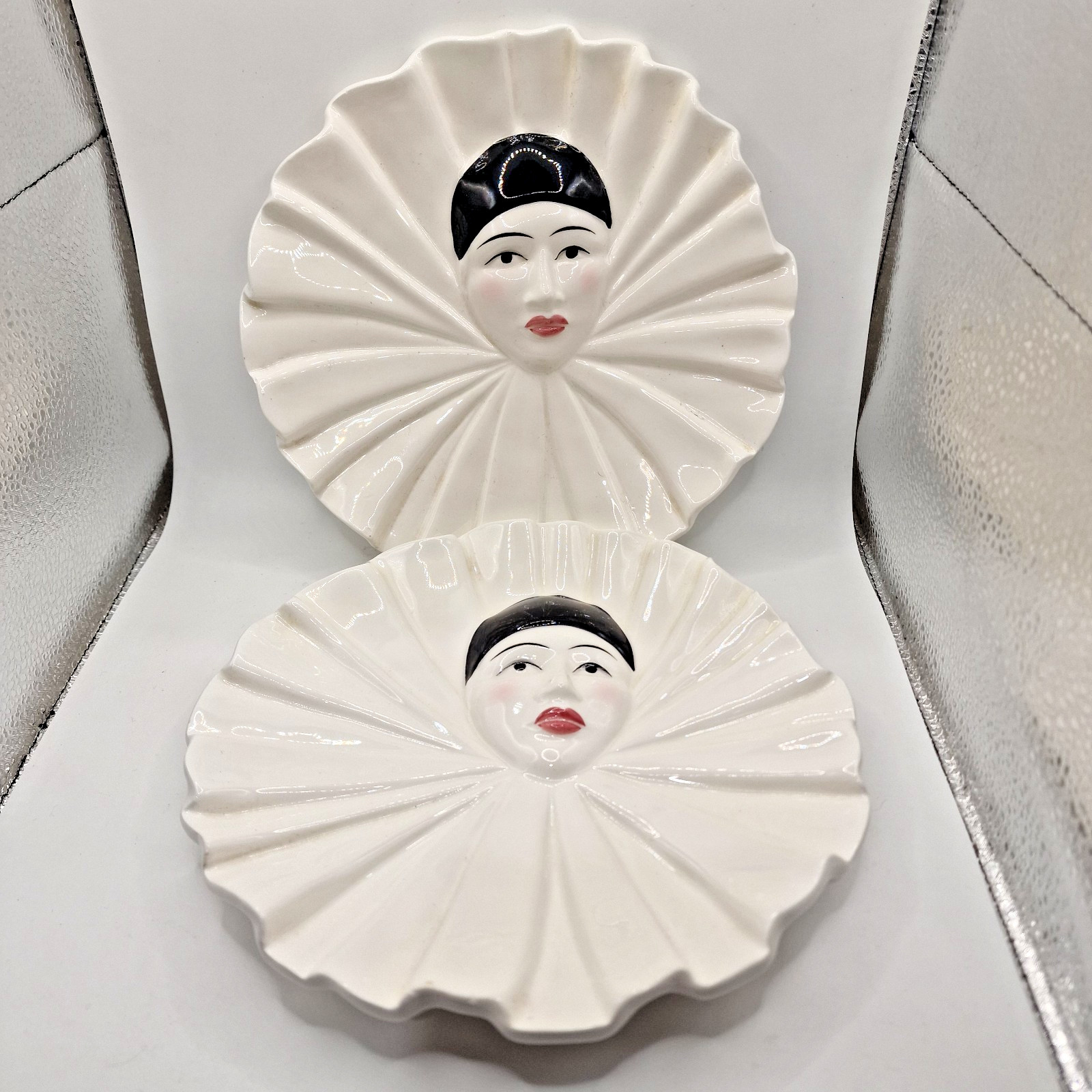 Vintage Tastesetter Sigma Pierrot Clown Face Plates Pair 80s Japan Mime Art Deco