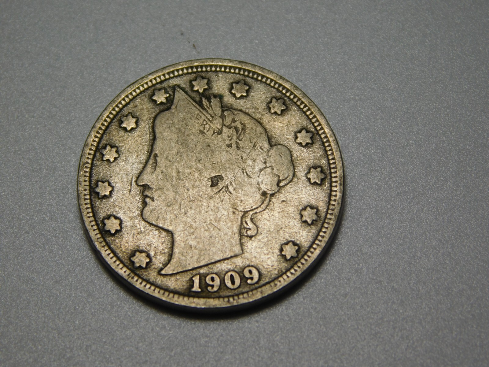 US COIN 1909  LIBERTY HEAD V NICKEL