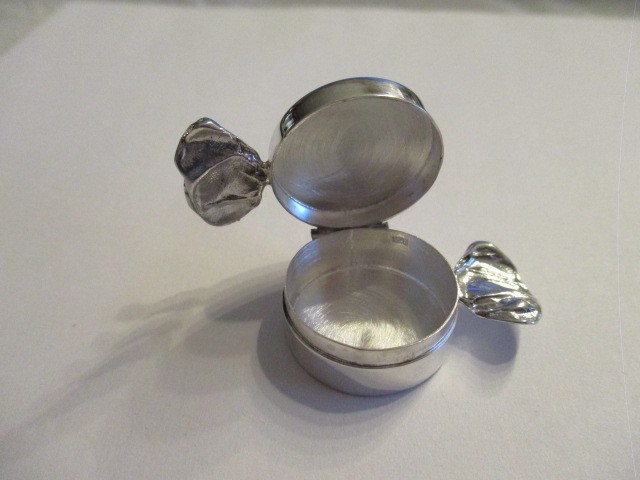 Sterling silver pill box toffee style round soild 925 Engraved on top Small