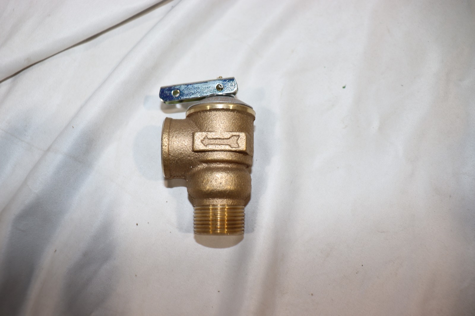 Cash Acme Automatic Reseating Pressure-Only Relief Valve, 3/4", FWL-2