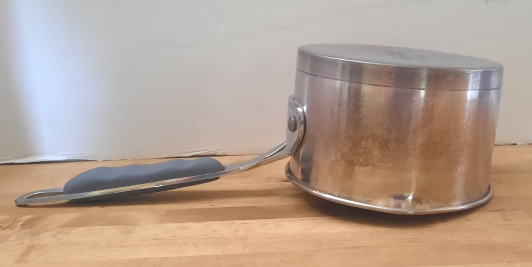 David Burke Gourmet Pro Stainless Saucepan 1.25 Qt w/Pour Spouts & Lid