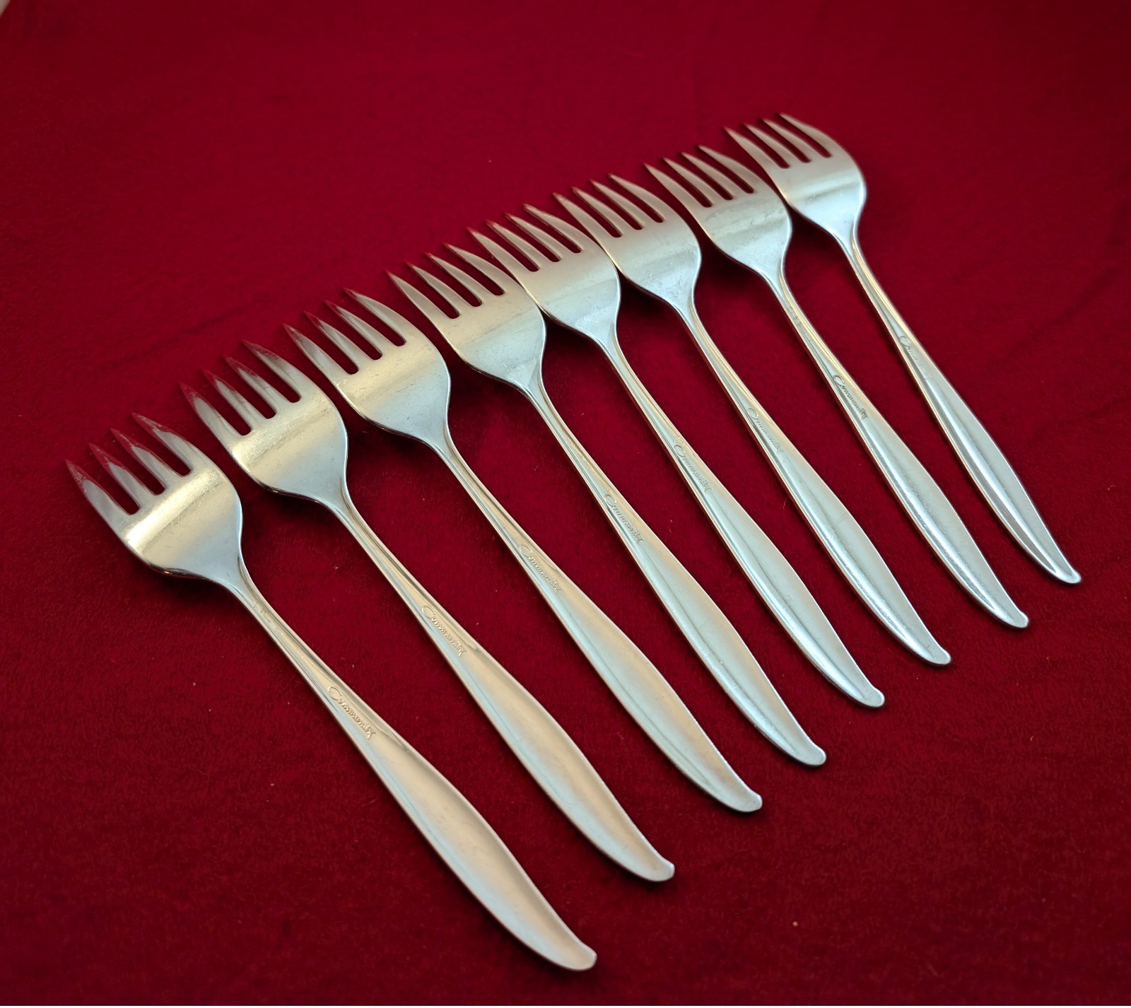 Lot Of 8 Oneida Community SILVER FLOWER Silverplate Salad Forks Silverware