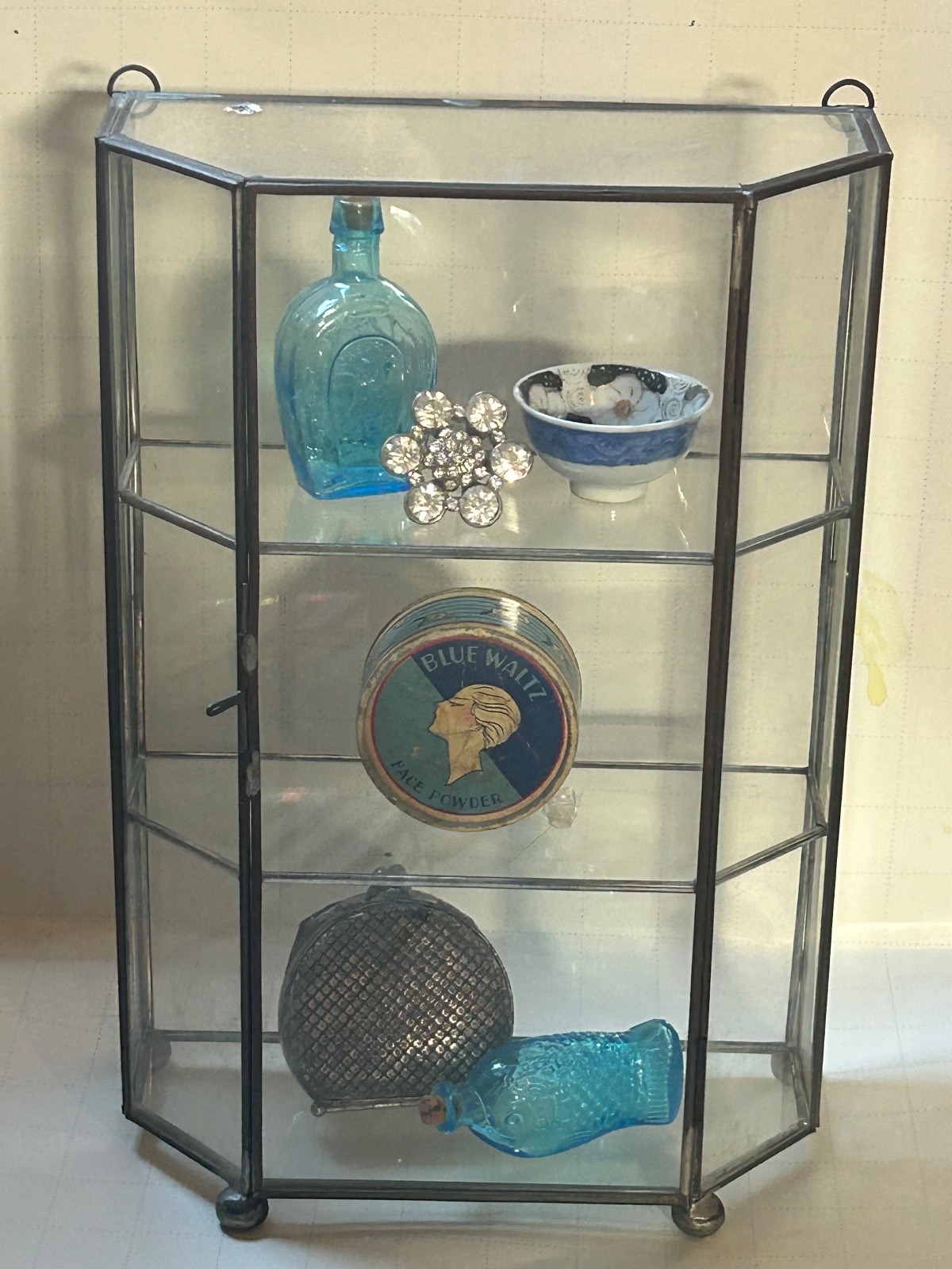 Vtg Brass Glass Hexagonal Curio Display Cabinet Showcase 2 Shelves Door