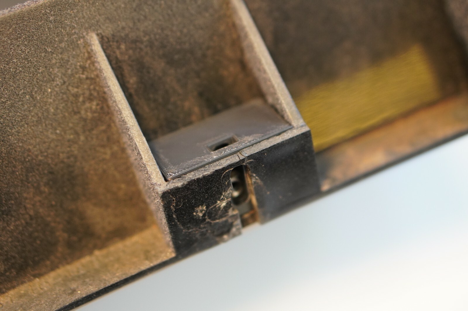 New BMW E30 Glove Box Hinge Reinforcement Repair Kit 1984-1992 325i 325is 318i