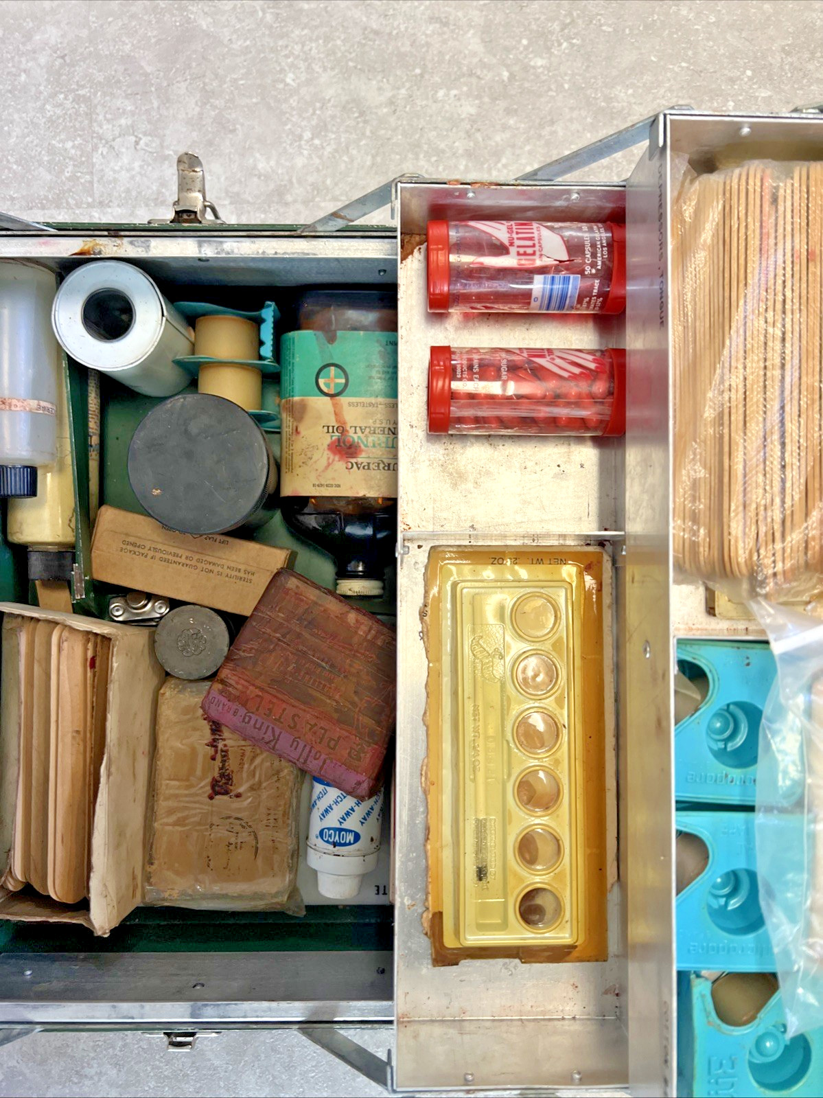 US ARMY Medical Service Casualty Simulation Kit Gentronics 1978 Training D-19