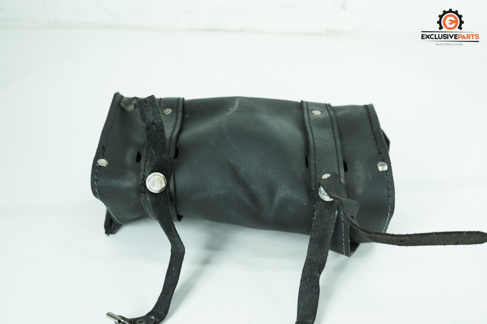 2002 Harley-Davidson Sportster XL1200 OEM Front Onboard Tool Bag Leather Storage