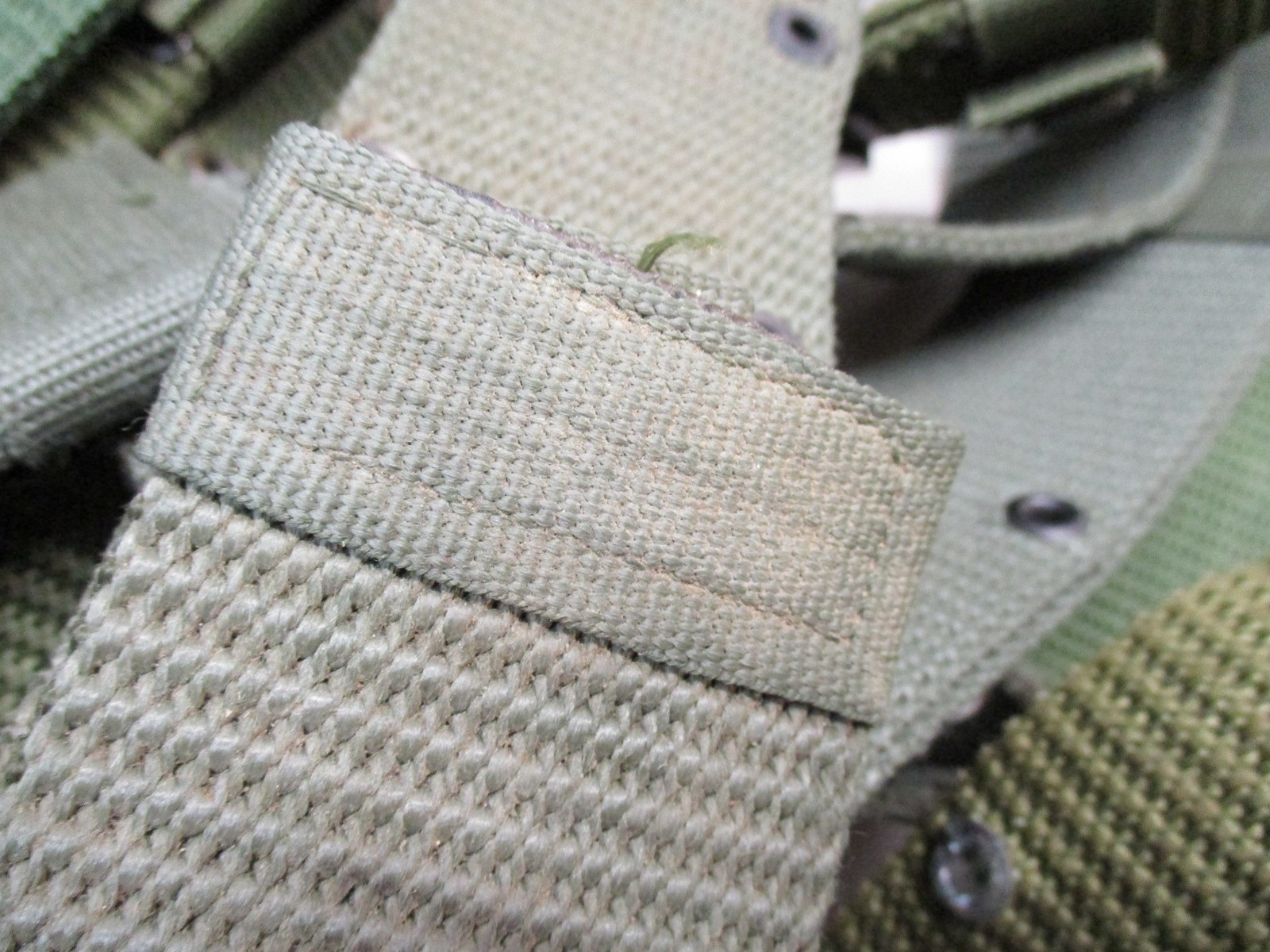 USGI WEB PISTOL BELT MEDIUM LBE LCE ALICE OD GREEN LC-2 NYLON 8465-01-322-1965