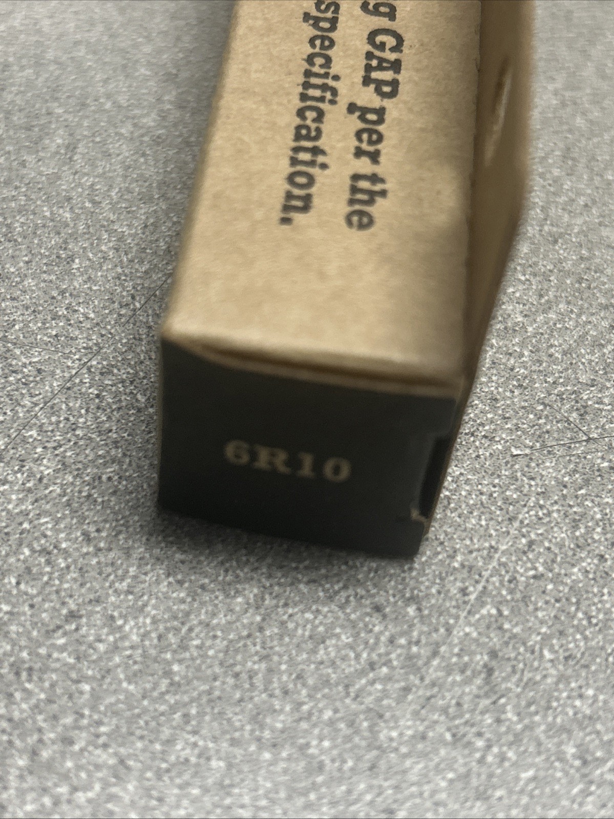 Harley- Davidson OEM 6r10 spark plugs 31600012 M8