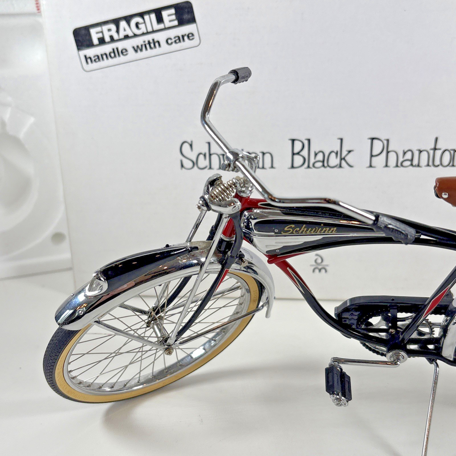 Danbury Mint Schwinn Black Phantom 1:6 Scale Die Cast Model Bicycle COA & BOX