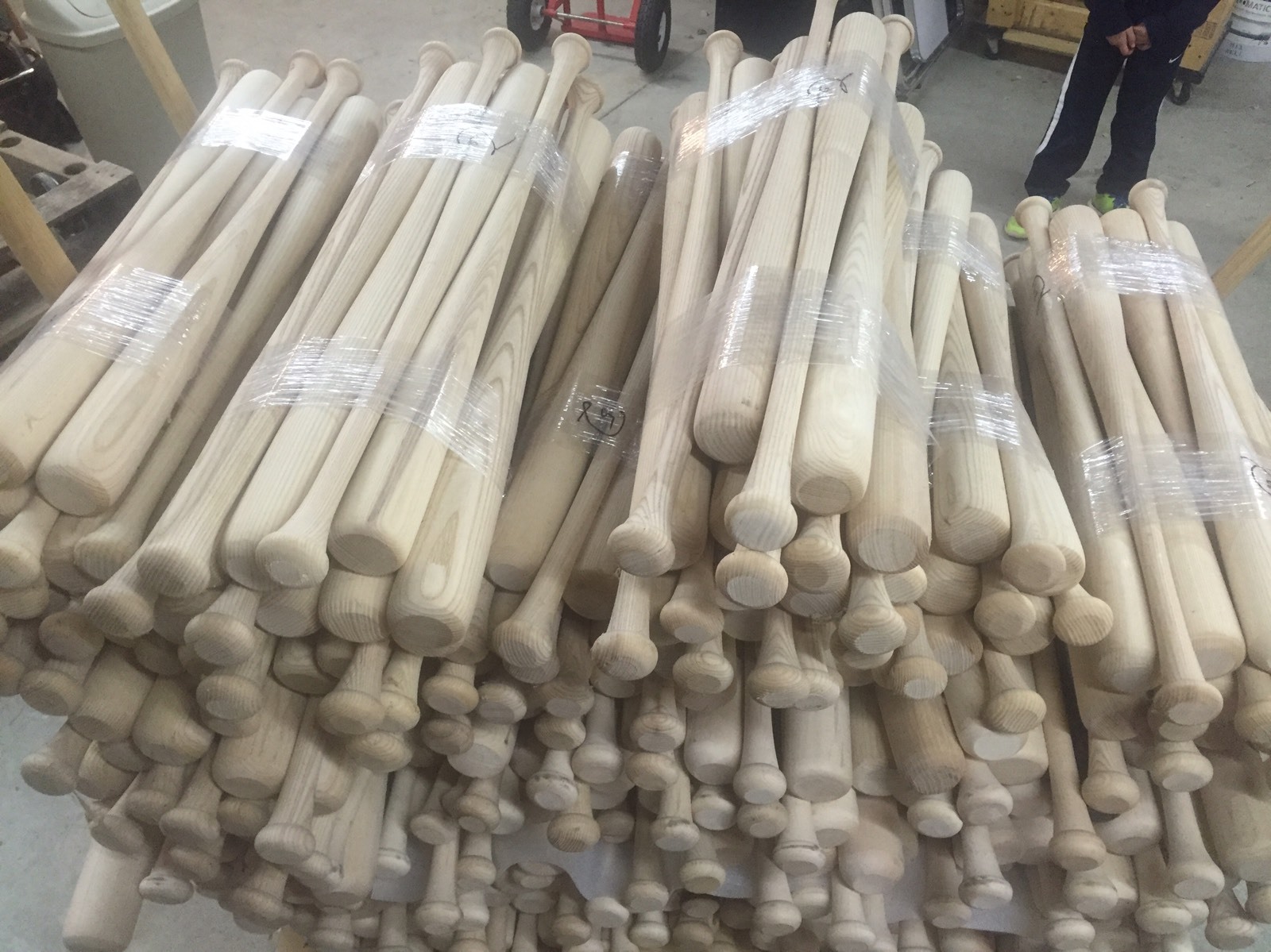4-34” CRAFT QUALITY Wood Blem Baseball Bats (Free Shipping!)