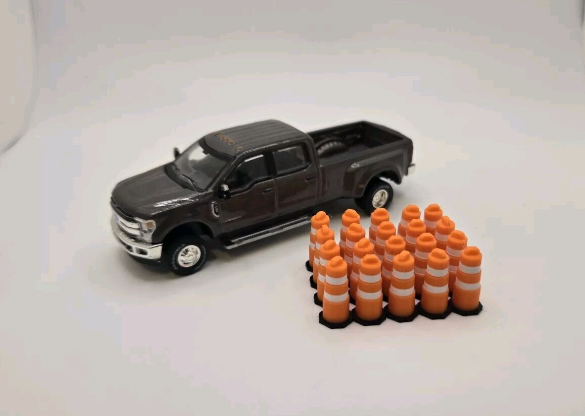 Custom 3D 1/64 Scale Traffic Drum Barrel *30 Pack*