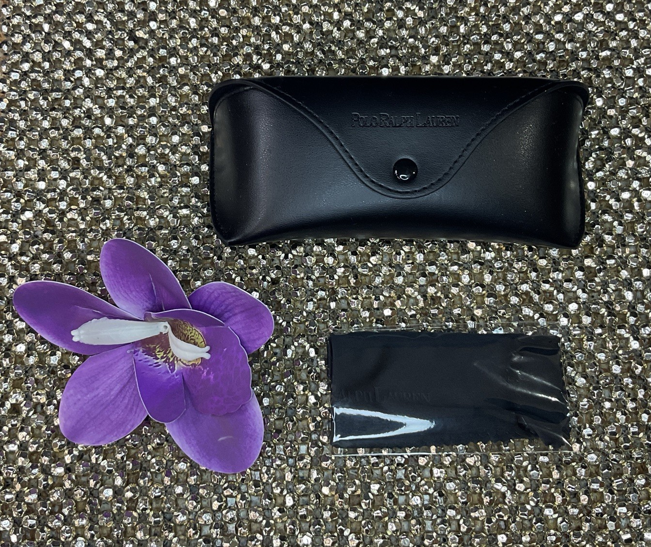 Ralph Lauren Semi-Hard Shell Eye-Sunglasses Case w/Cleaning Cloth/ Black