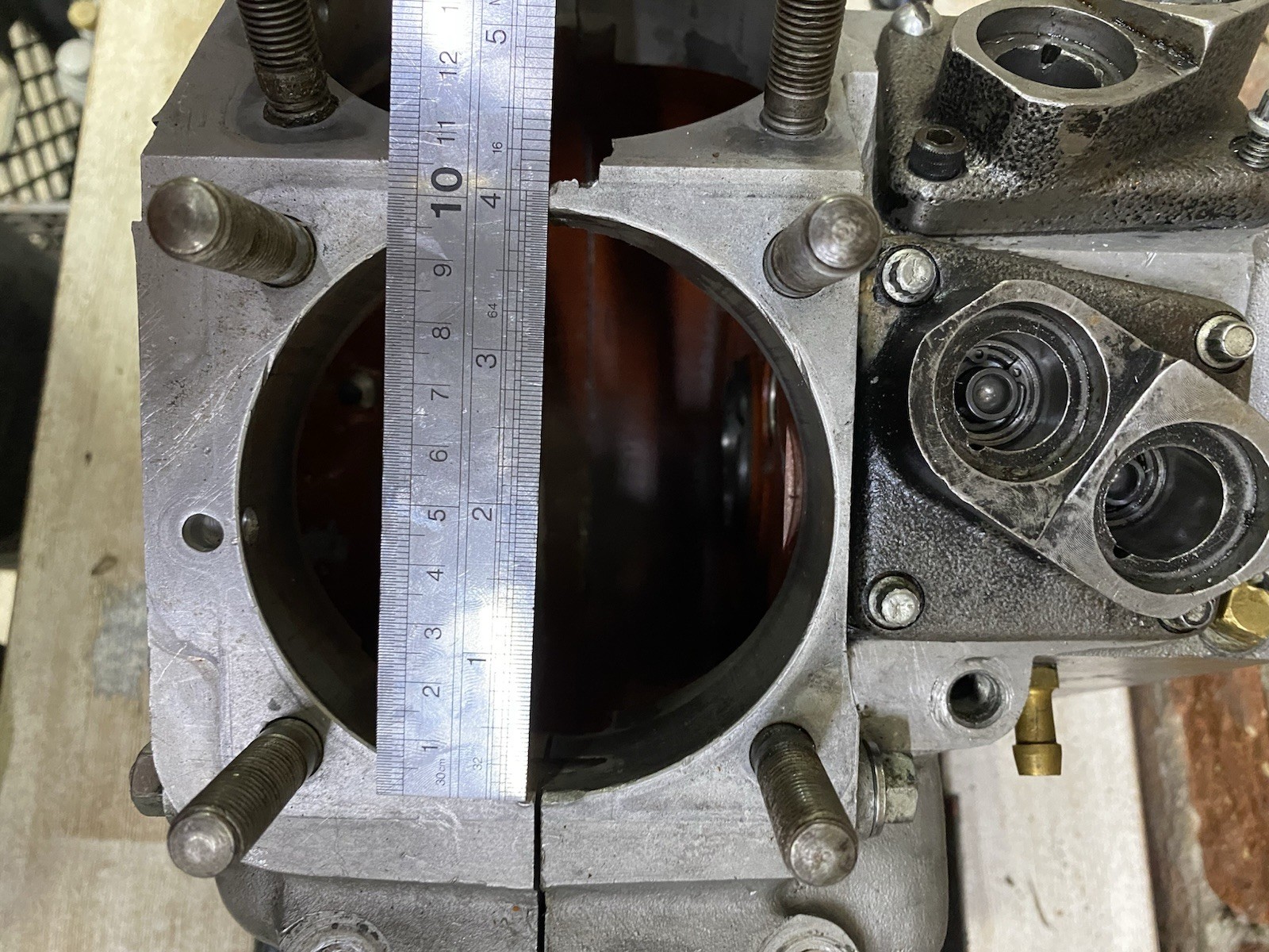 1983 Harley Davidson FXWG 1340cc Engine Cases Good Condition Matching Bellies