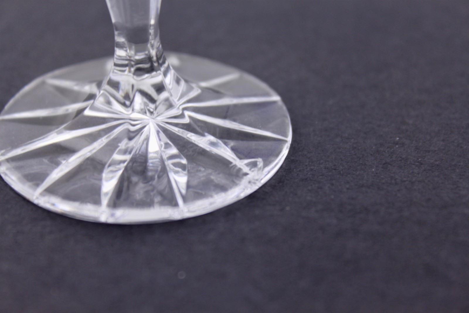 SET OF 2 E. BIELECKA/BOHEMIAN CRYSTAL COBALT BLUE 4-3/4" LIQUEUR GLASSES