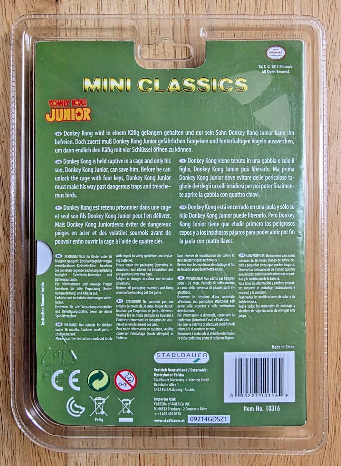 NINTENDO Mini Classics Donkey Kong Jr Keychain Video Game DK NEW SEALED