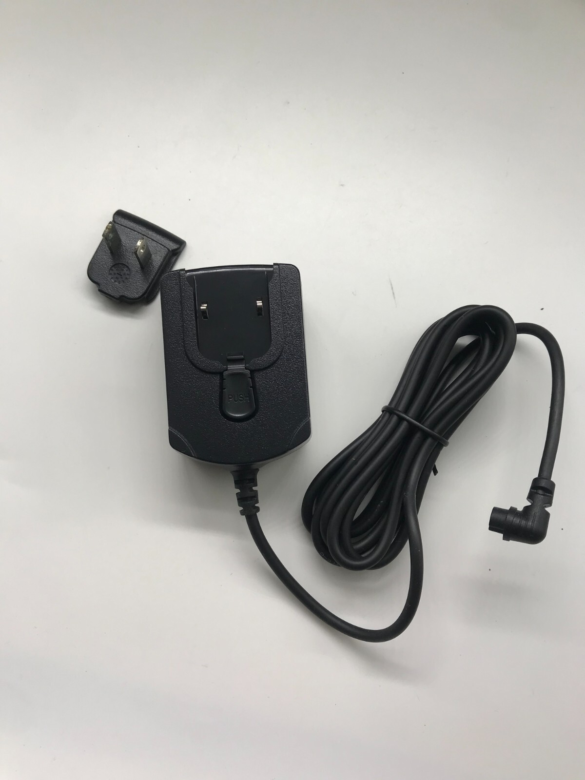 Original Garmin AC Charger adapter 9.5V 1.4A Power cable for Rino 655T 650 610