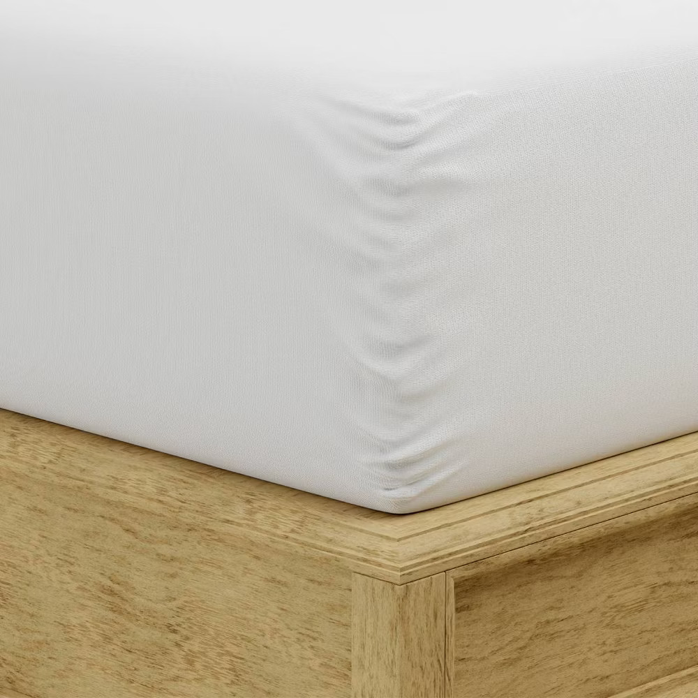 Ultimate Mattress Protector White (Twin) - AllerEase