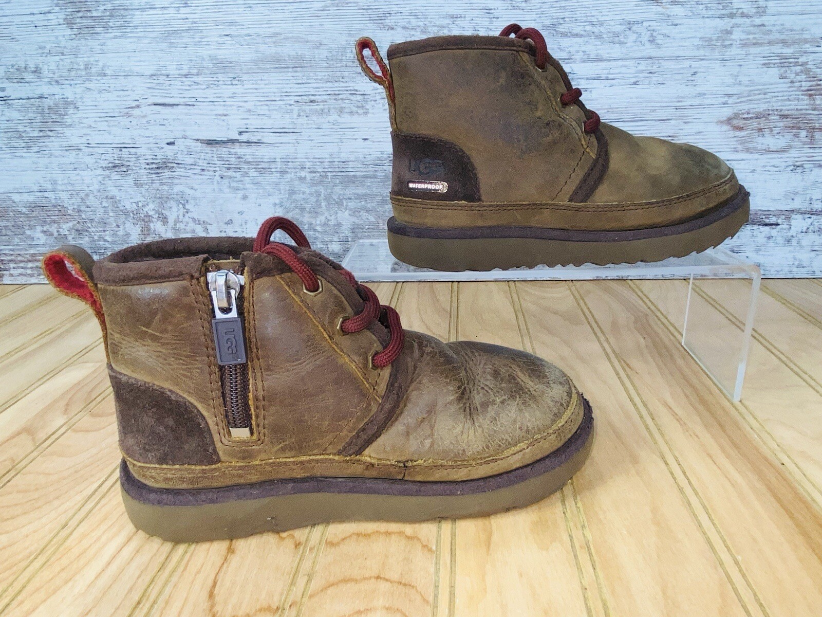 Ugg Neumel II Waterproof Chukka Leather Boots Brown 1017322T Boys Youth Size 11