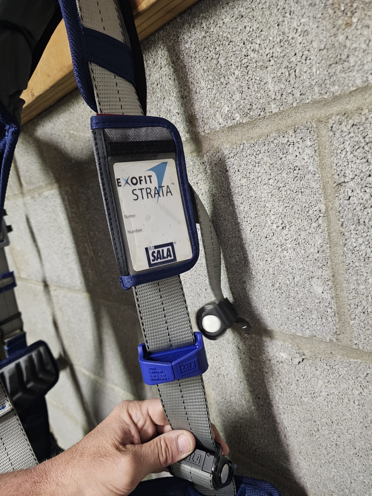 3M DBI-SALA EXOFIT STRATA XL FULL BODY HARNESS FALL PROTECTION XL BELT 1112538