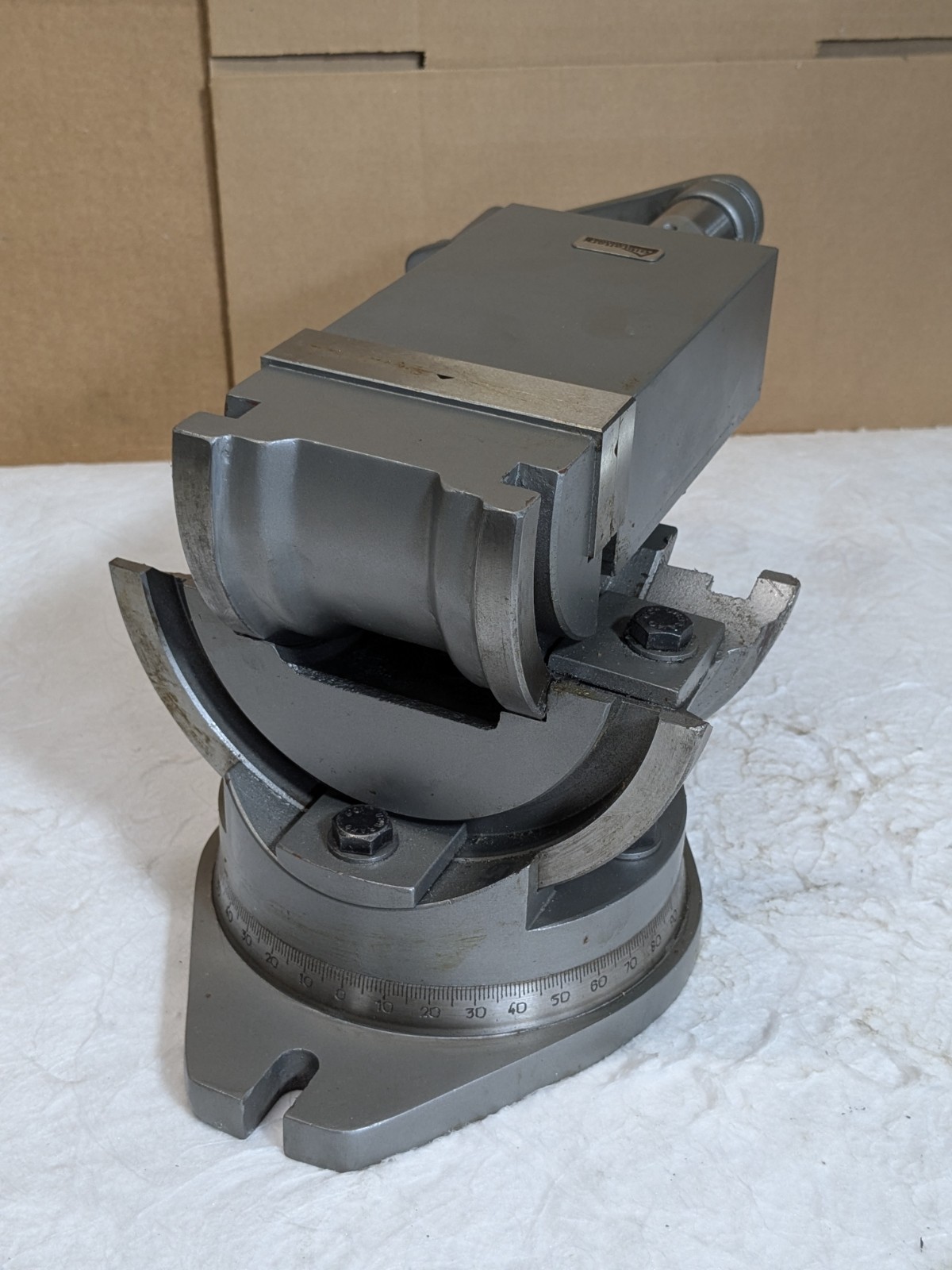 Gibraltar 3-Axis Tilting Angle Machine Vise w/ Swivel Base 4" Jaw Width 110052