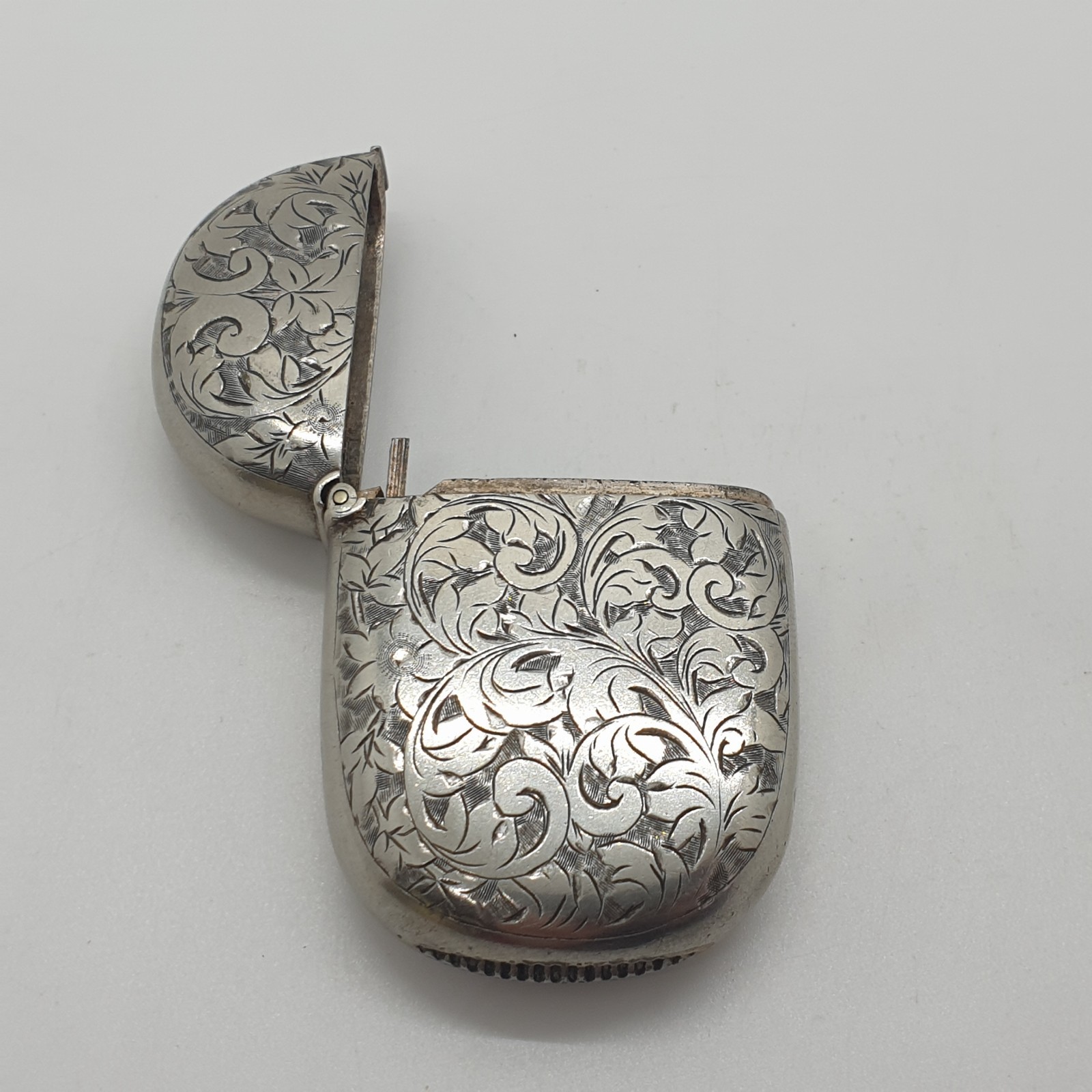 Silver-Plated Oval Vesta Case Match Holder with Floral Design