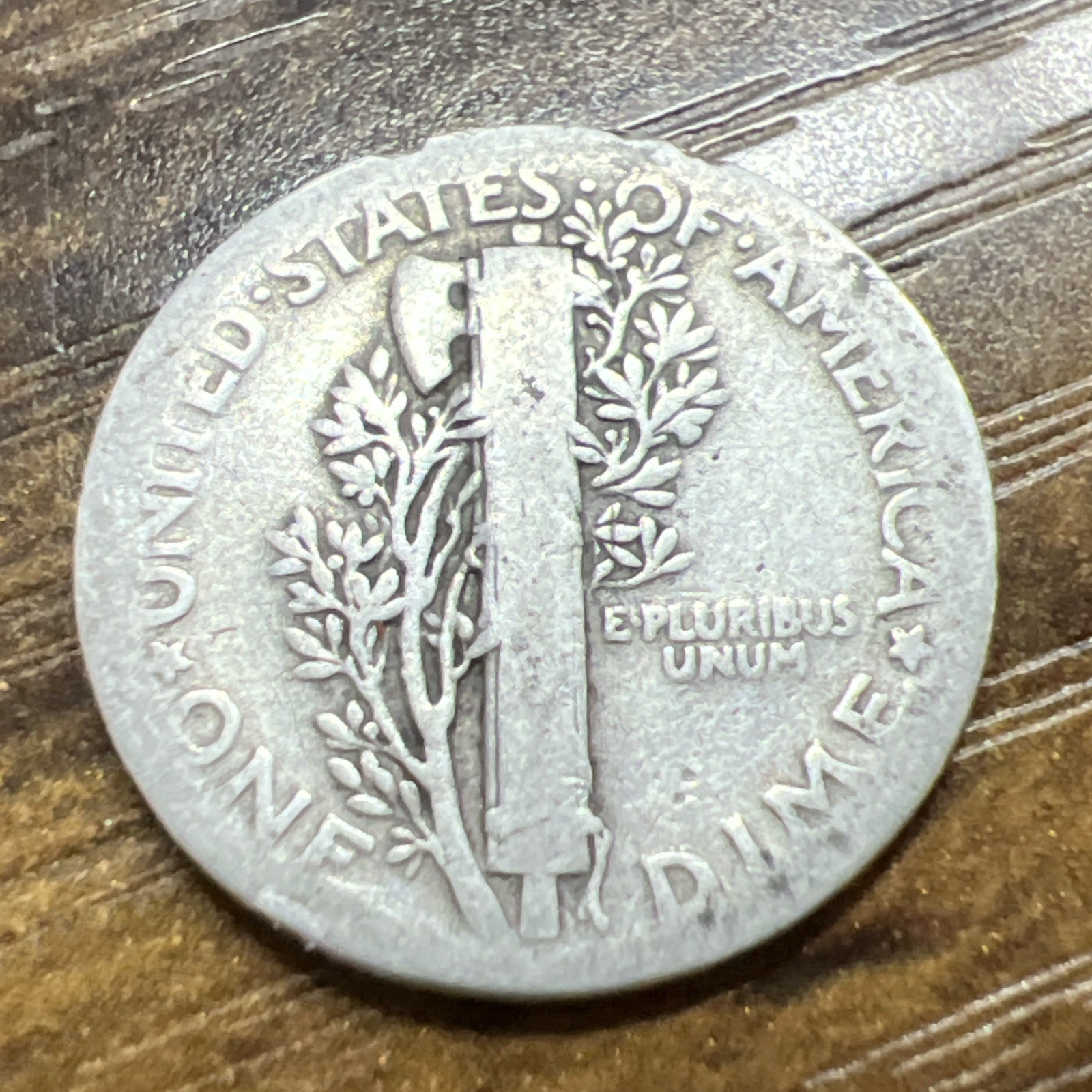 1927 MERCURY SILVER DIME ACTUAL Coin Get Today & Save Upgrade Your Collection