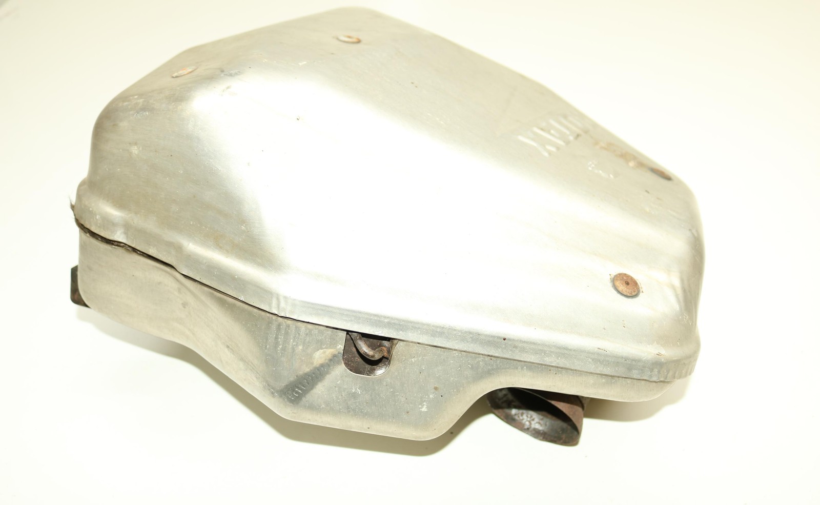 2016 Ski-doo Renegade Backcountry 146" 600 Etec Xm Exhaust Silencer Muffler Pipe