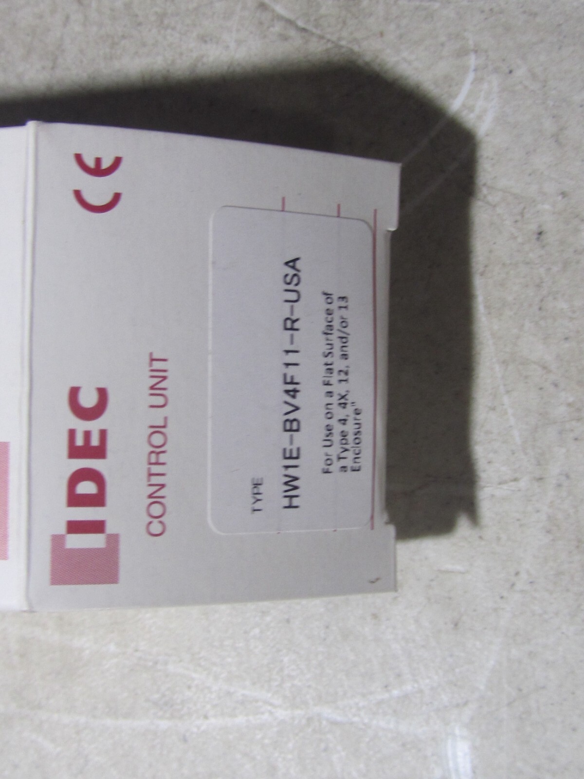 NEW GENUINE IDEC HW1E-BV4F11R CONTROL UNIT EMERGENCY STOP SWITCH