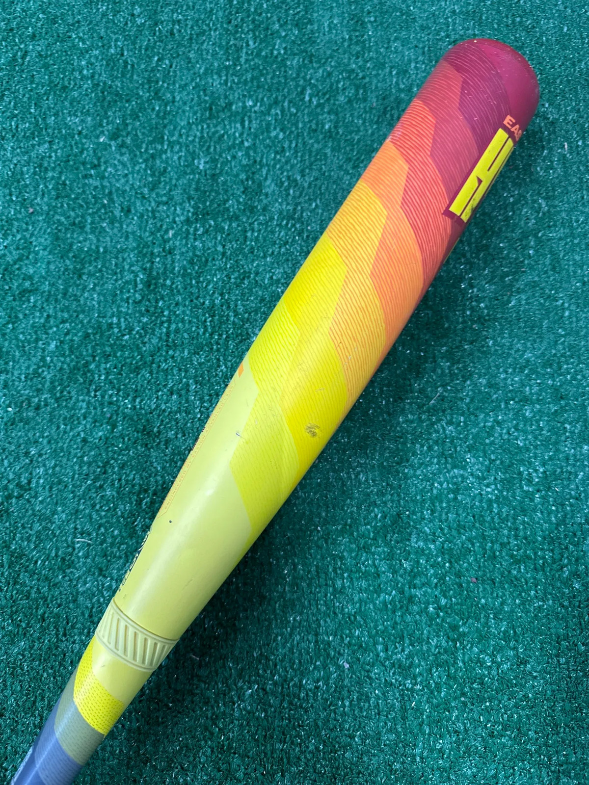 CRACKED – 2024 Easton Hype Fire Composite Bat – USSSA (-10) – 30" / 20 oz...