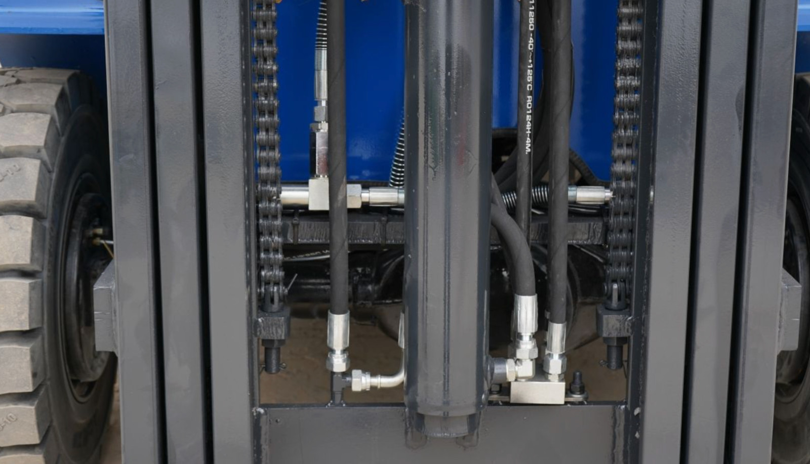 Electric Forklift 1.5 Ton Rated Capacity Lifter Truck w side shift Brand New USA