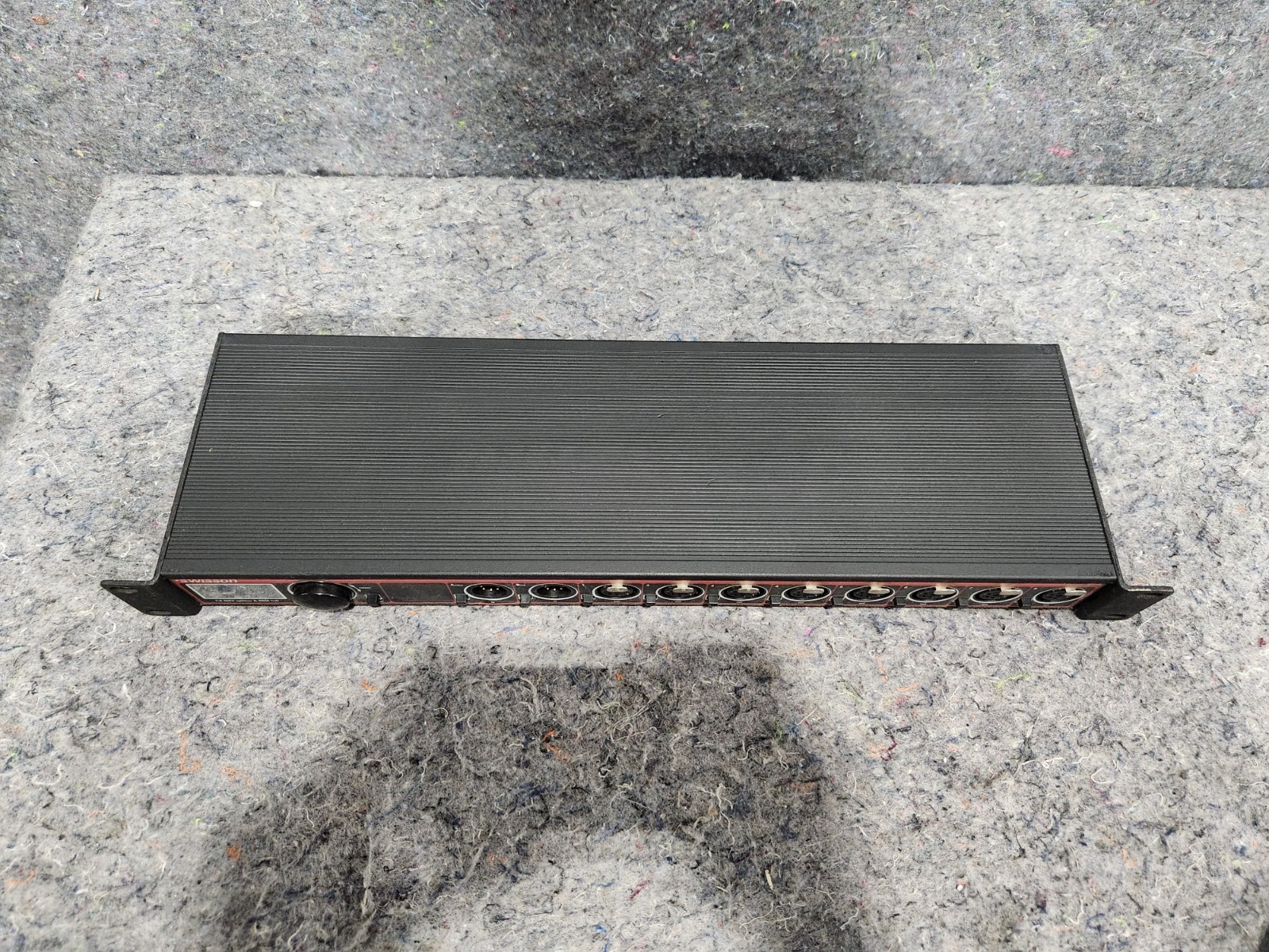 Swisson XPD-28-5R 2:8 A/B 5-Pin DMX Splitter and RDM Hub Rackmount Opto Booster