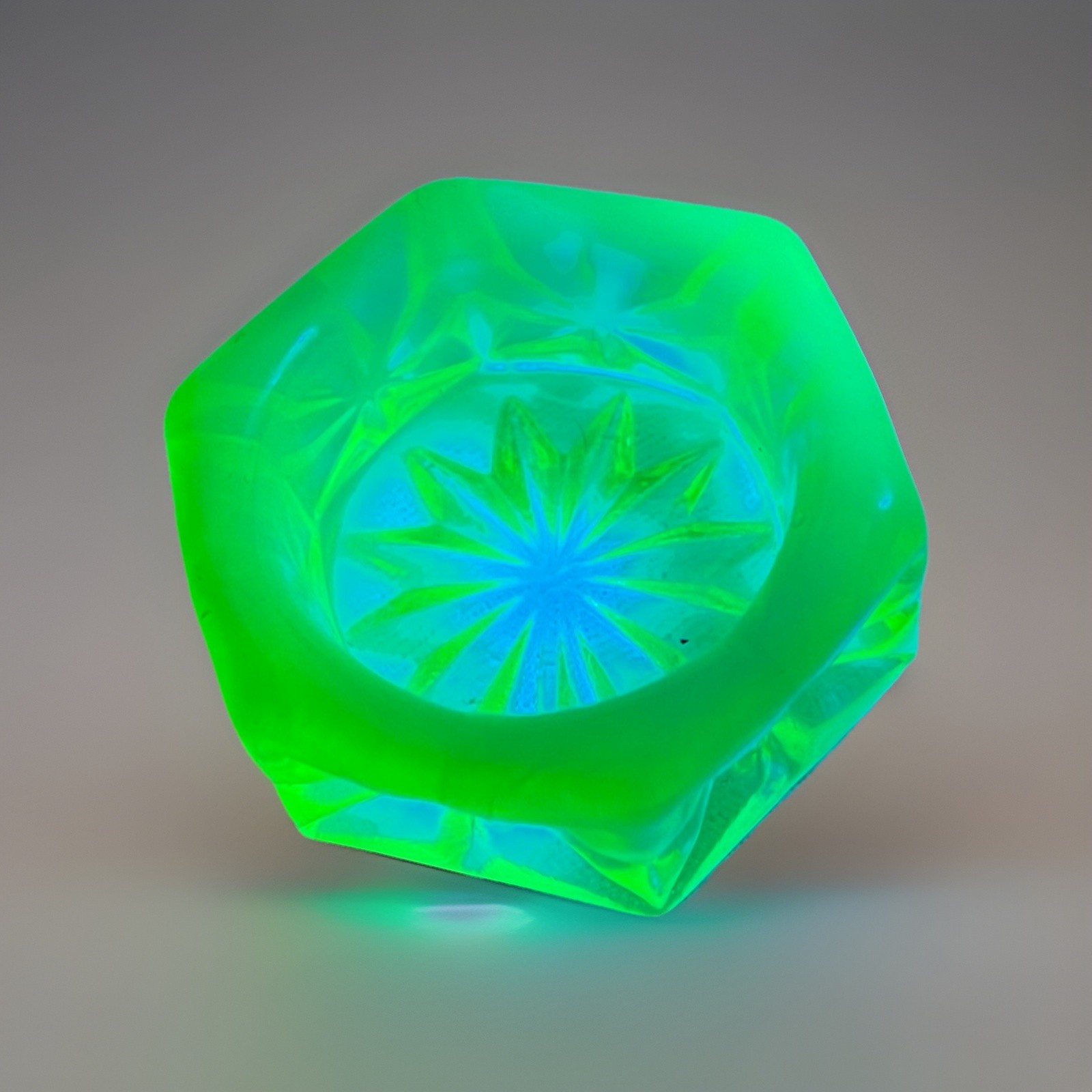 ANTIQUE John Walsh Milky Opalescent Hexagonal Bright Uranium Glow Salt Cellar