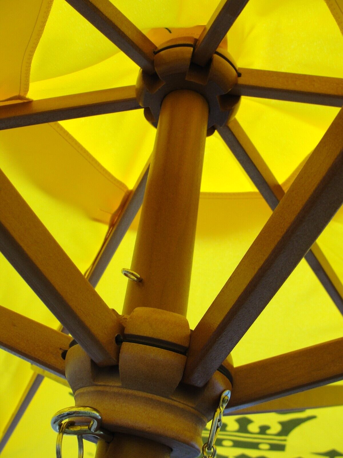 CORONA LIGHT BEER 👑 PATIO MARKET UMBRELLA YELLOW CANVAS WOOD POST 7' NEW IN BOX