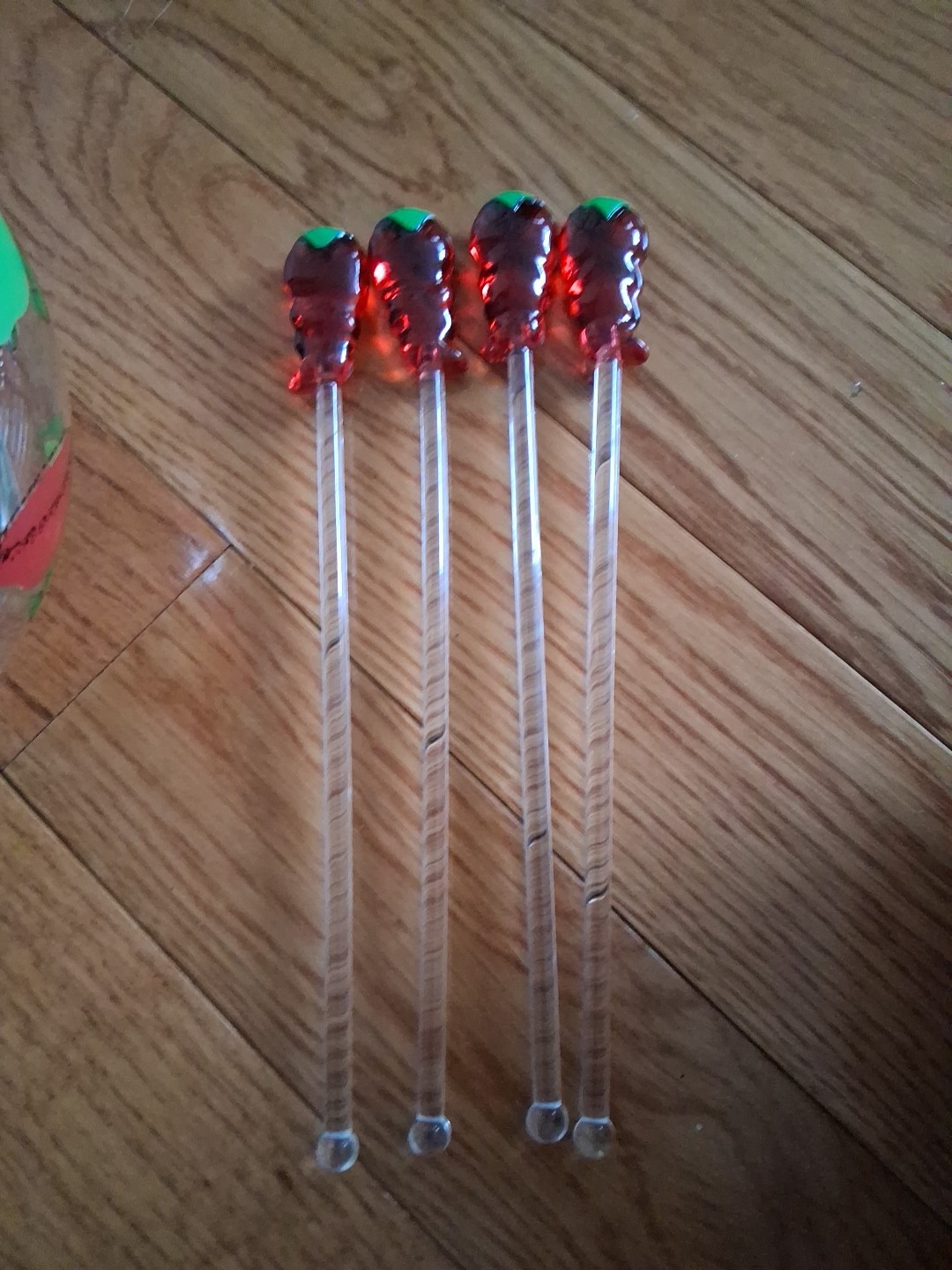 Vintage acrylic margarita pitcher with 4 stir sticks Peppers MCM