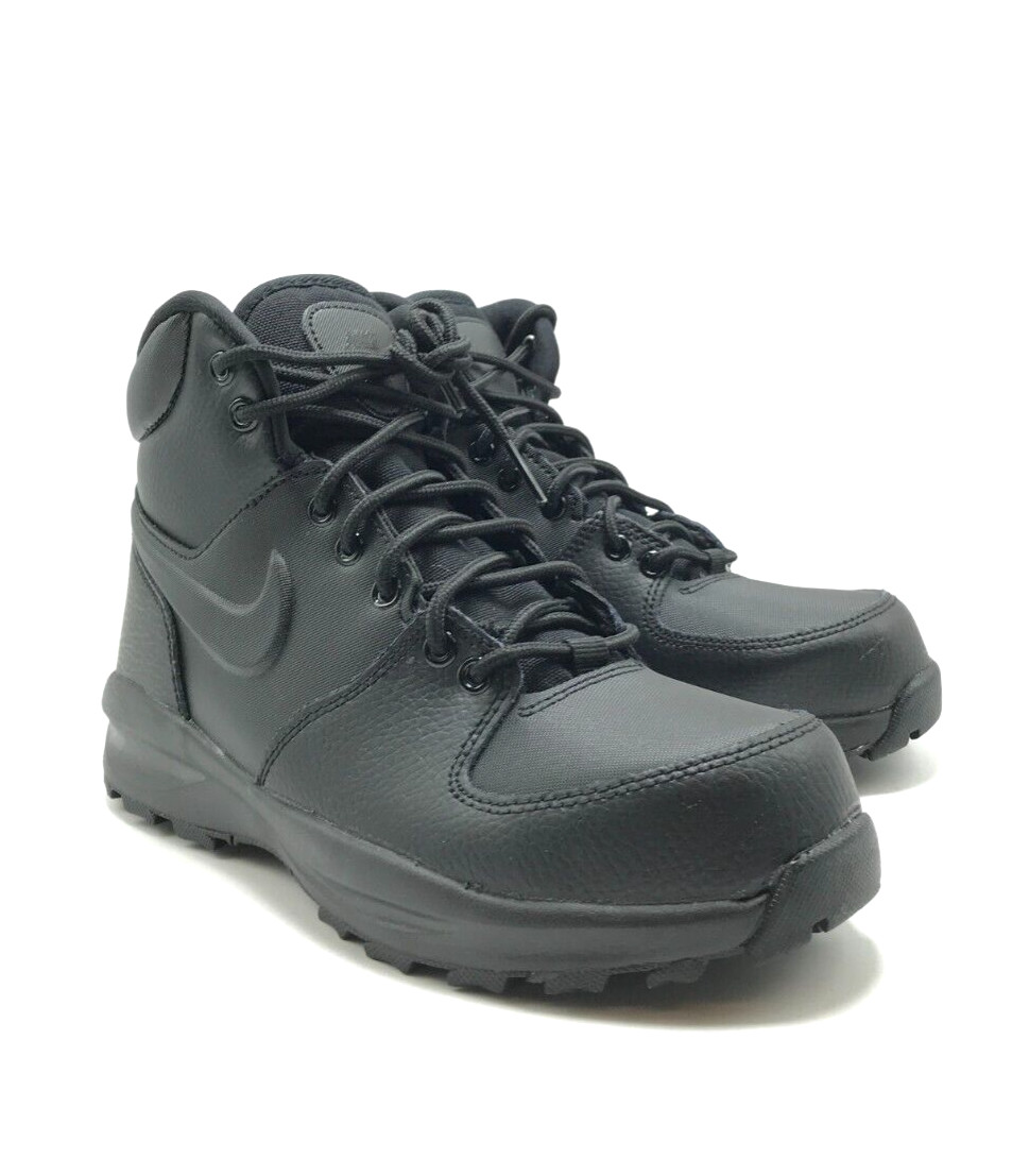 *NEW* Youth Grade-School Nike Manoa J Leather Boots Triple Black (BQ5372 001) 👍