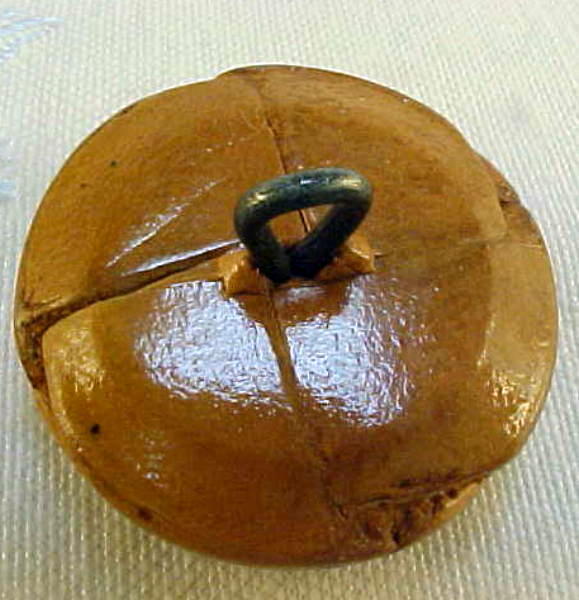 VTG 6 ANTIQUE BROWN DOME WOVEN LEATHER MOLDED BUTTONS 24 line 17mm back