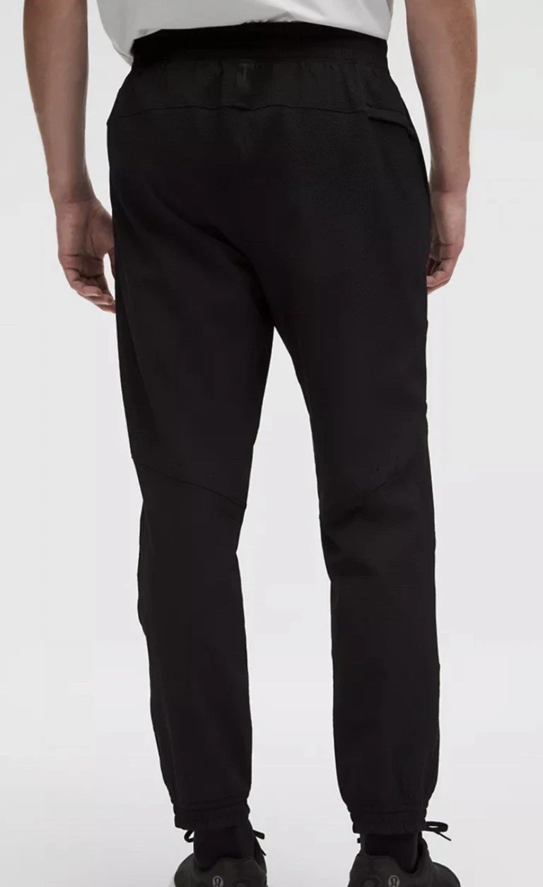lululemon License To Train TEXTURED Joggers Track Pants New W/Tags Men’s Black