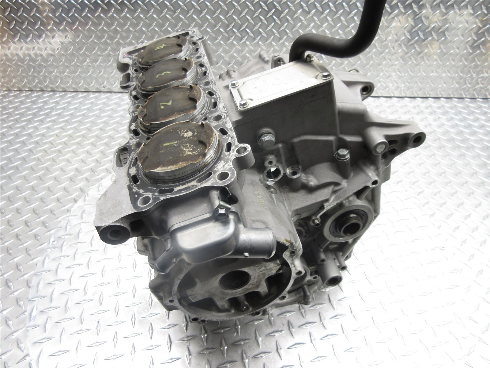 2012 11-15 Kawasaki ZX10R ZX1000 ZX10 Crankcase Case Engine Motor Block Piston