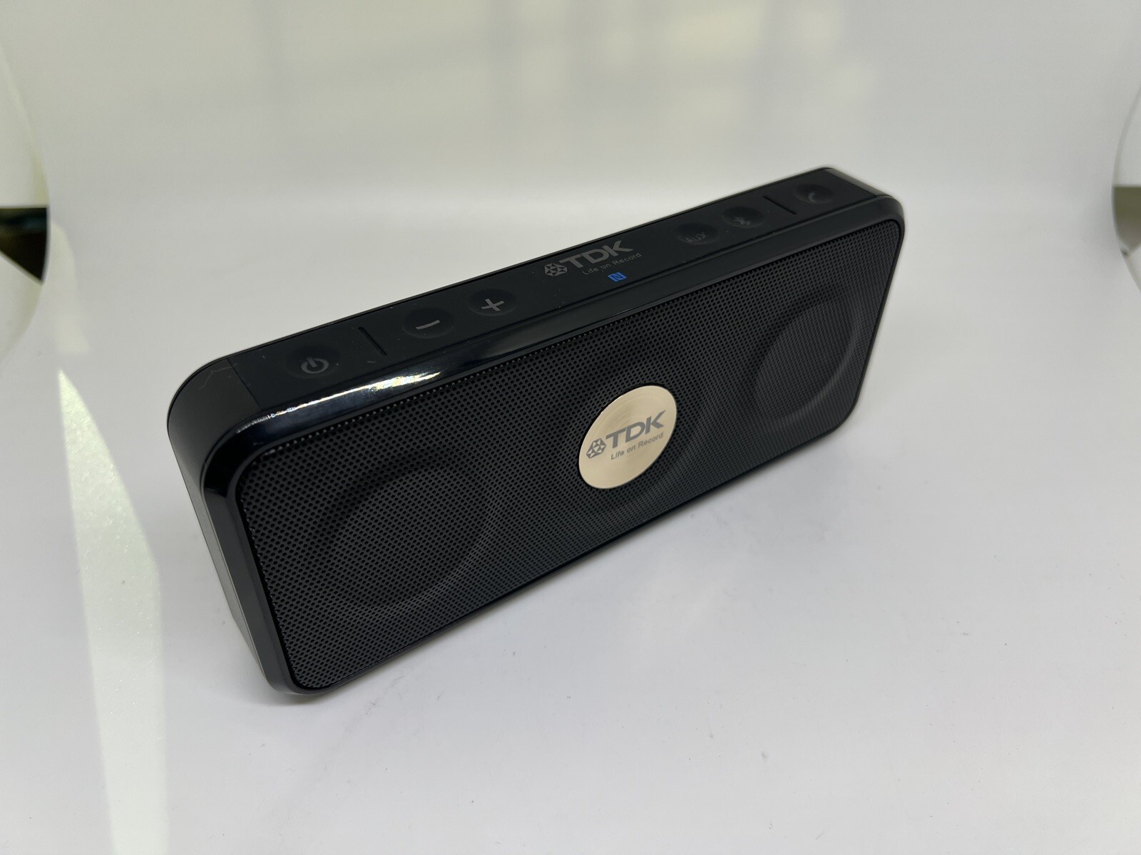 NEW TDK Life on Record Trek A26 Wireless Outdoor Speaker Bluetooth Weatherproof