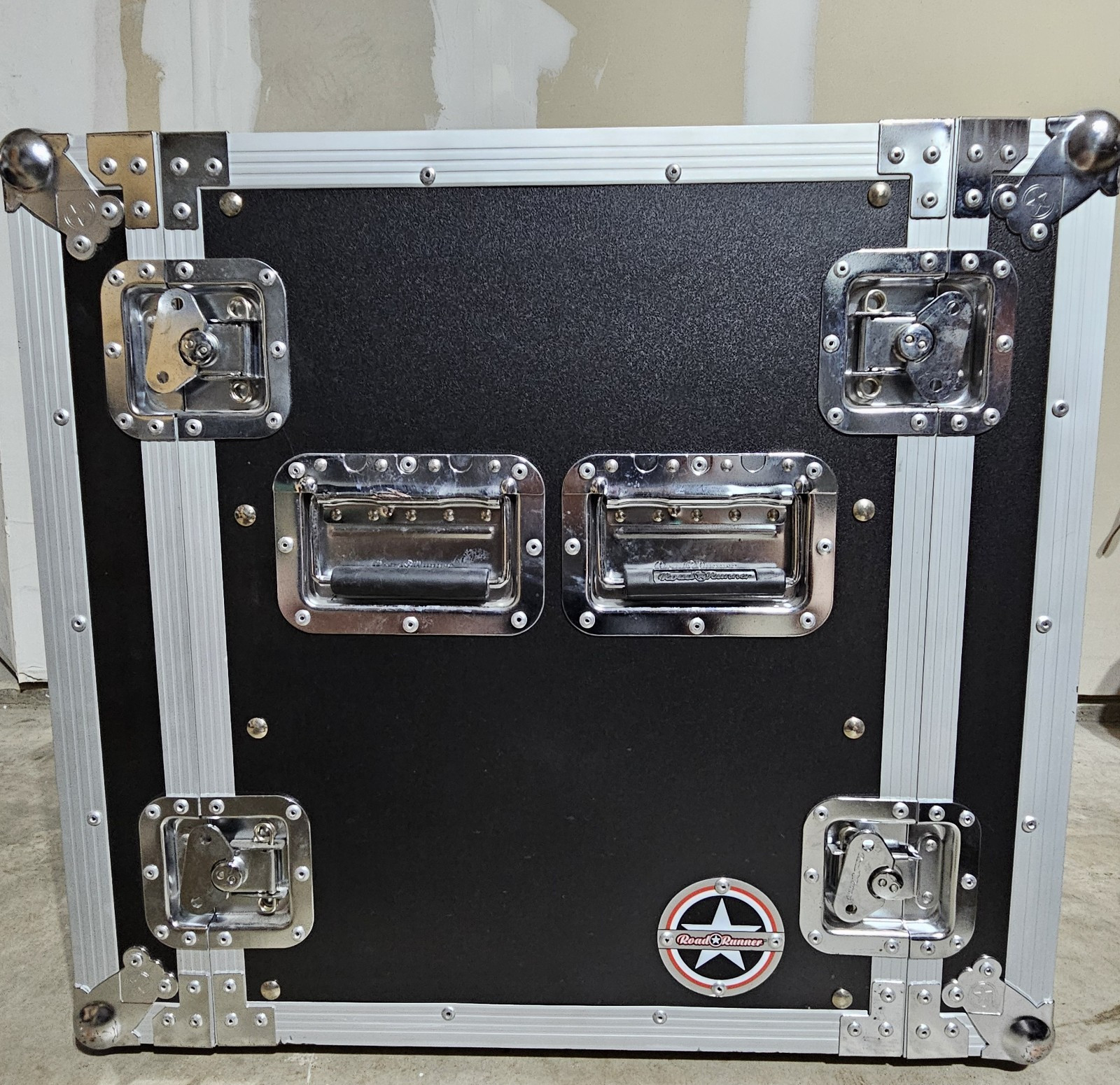 Road Runner 12RRU-AD Hard Case 12U Case Depth