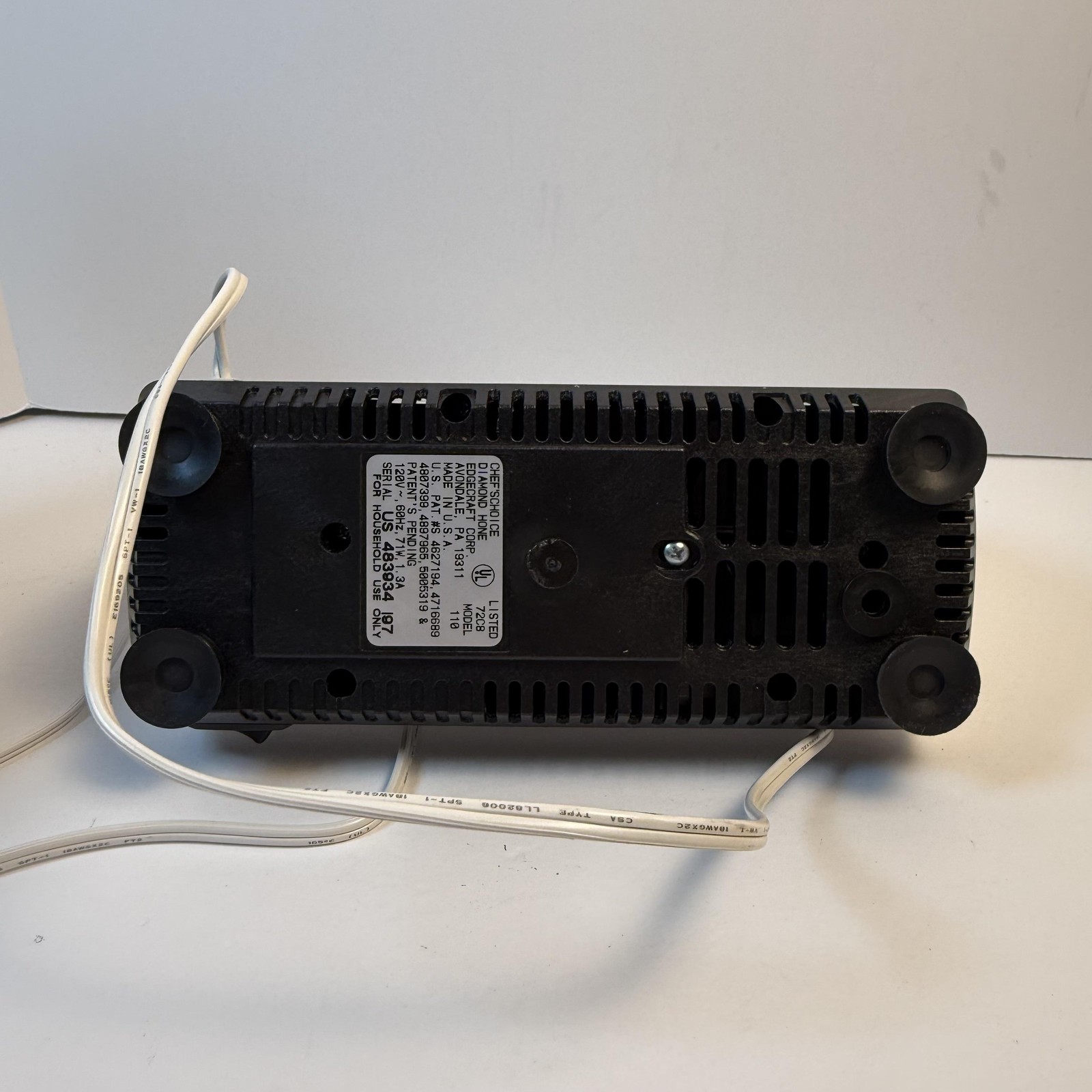 Chef'sChoice Diamond Hone Knife Sharpener Electric Professional 110 White USA