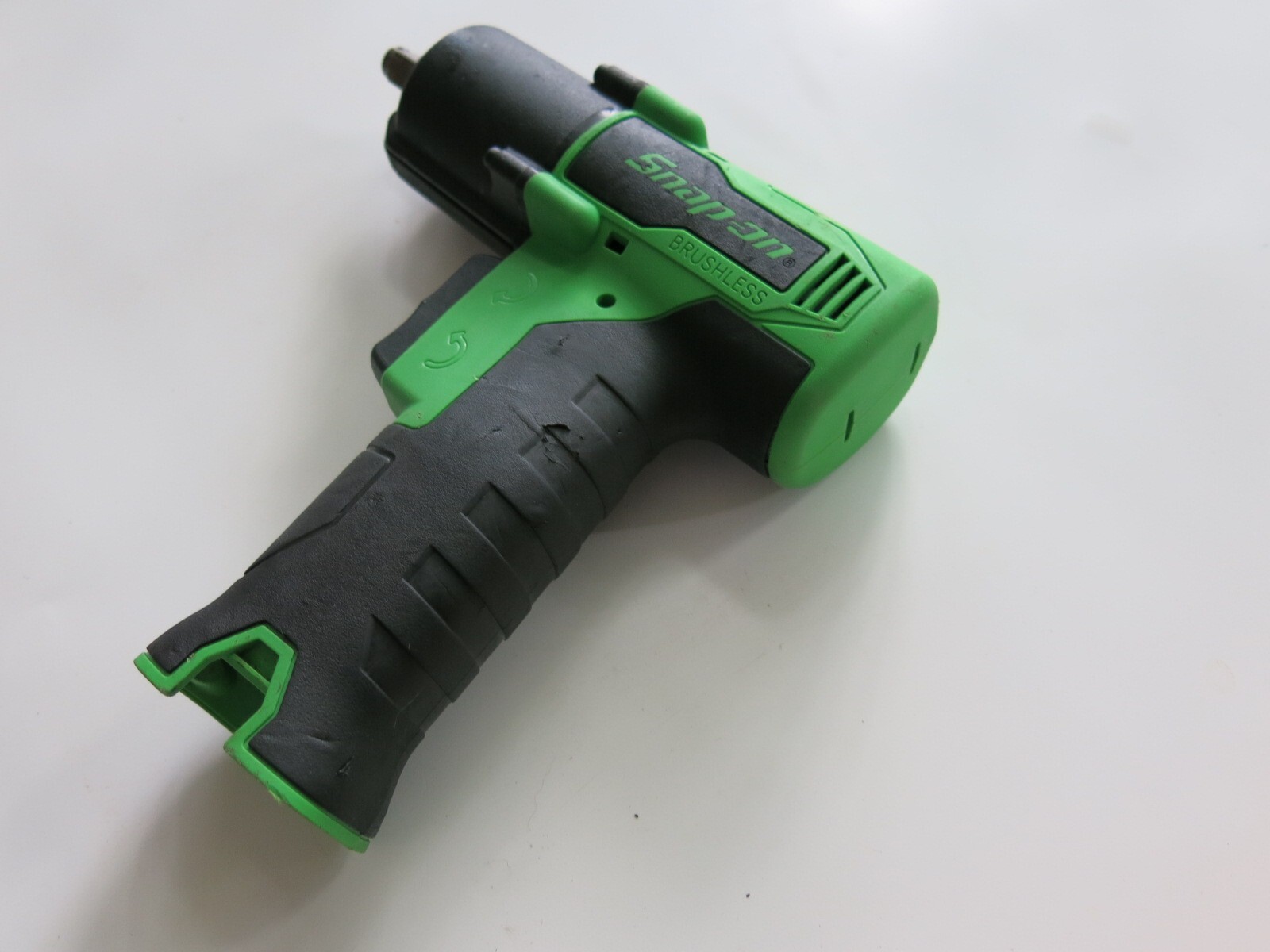 SNAP-ON Tools CT861 3/8 Brushless Cordless 14.4v Impact Gun/Wrench Extreme Green