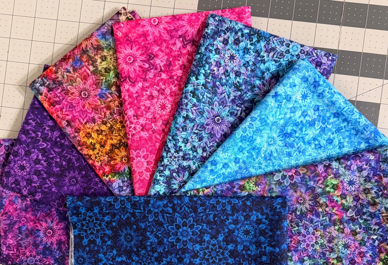 Dancing Dahlias cotton Fat Quarters 18" x 21" - 8 designs