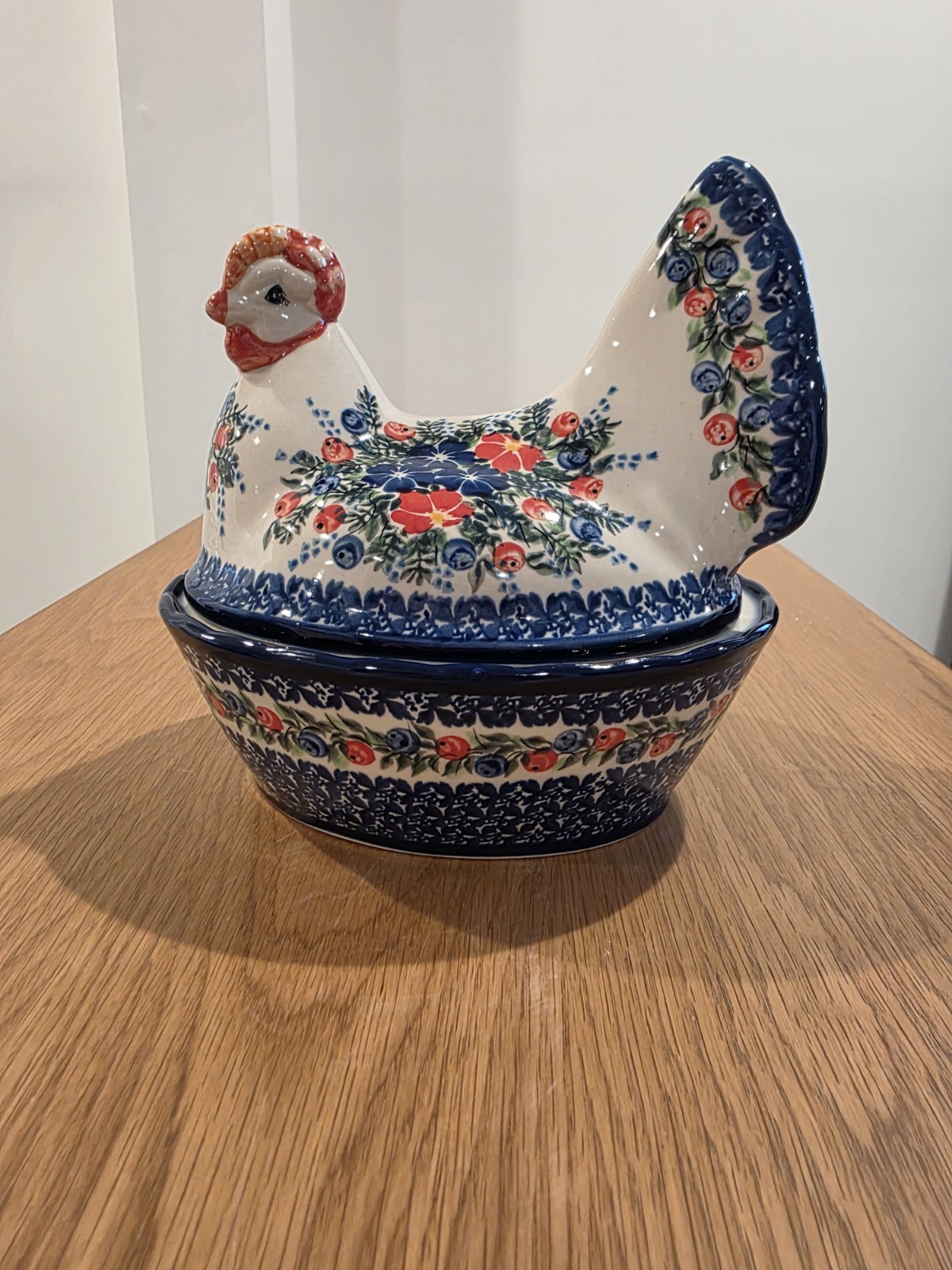 Polish Stoneware Chicken Hen Unikat Poland Hand Painted