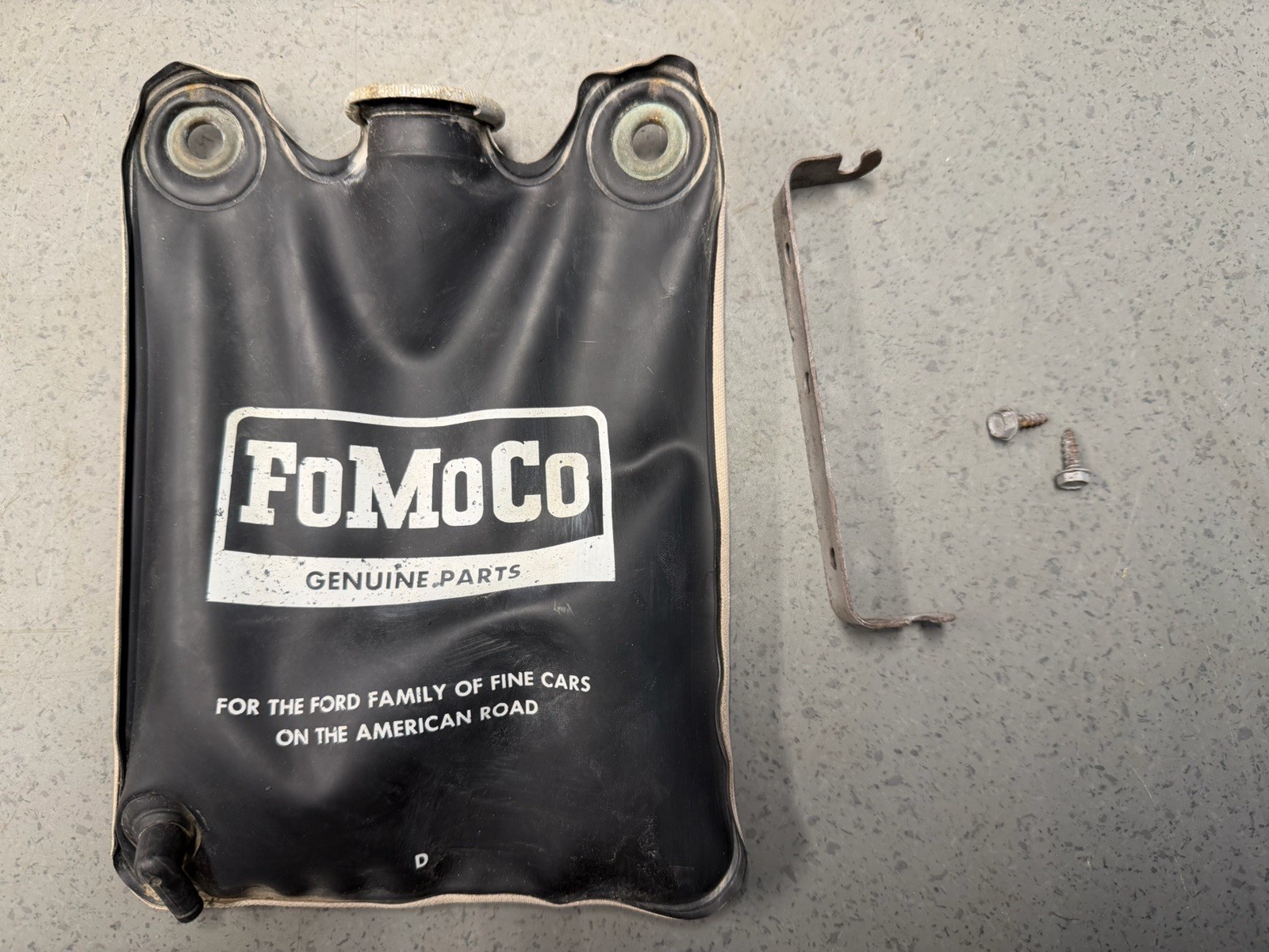 USED FORD FOMOCO WINDSHIELD WASHER FLUID RESERVOIR BAG 1964-67 MUSTANGS FALCON