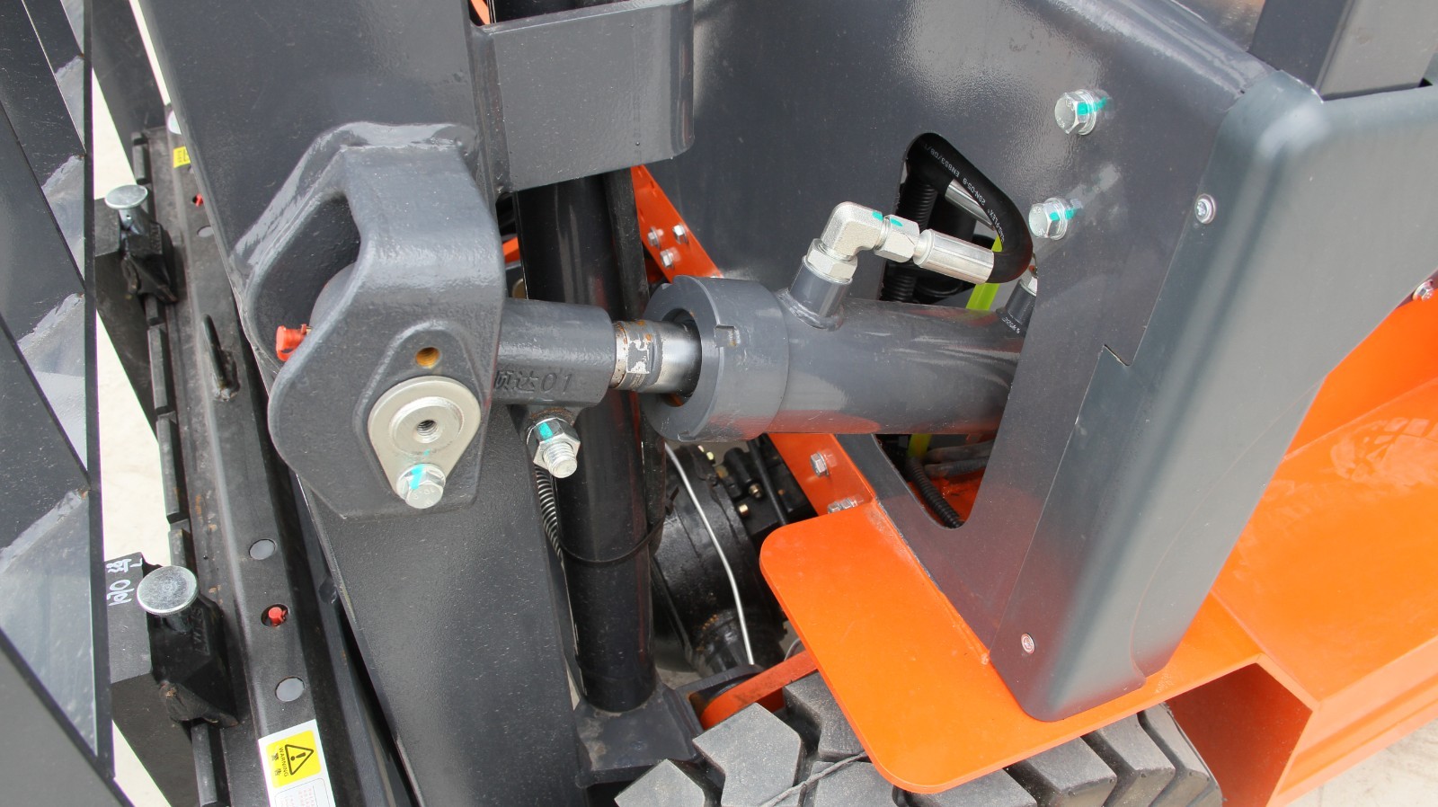 2.5Ton 5500lbs Electric Forklift W/60V 70Ah Charger Lead-acid battery Solid Tire