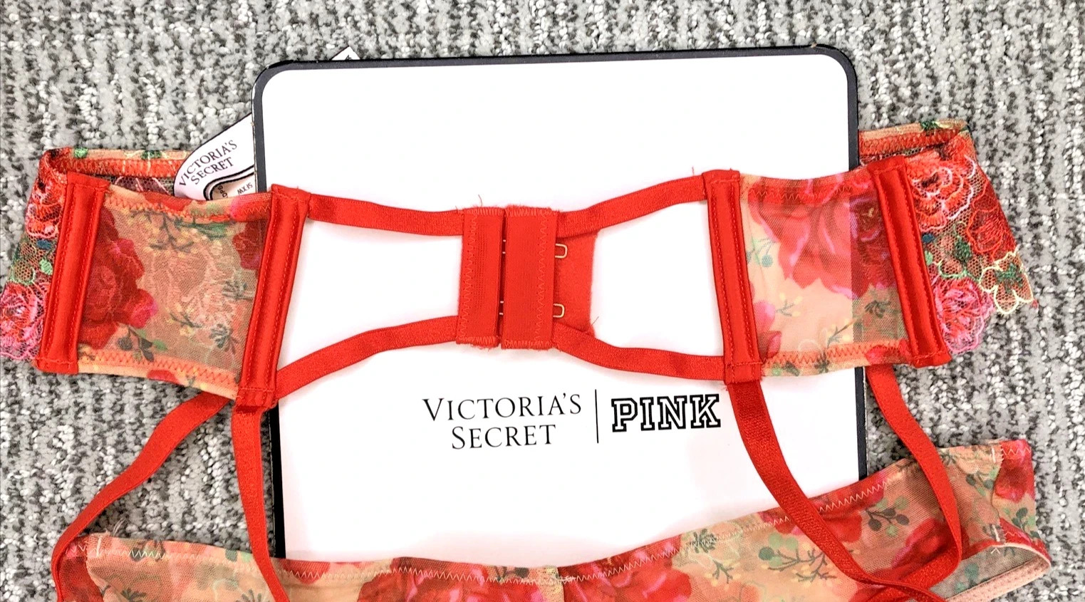 Victoria's Secret NWT Small Red Floral Embroider Garter Belt Thong Panty Set